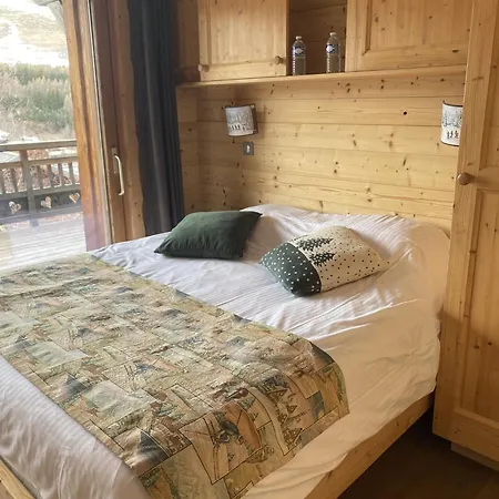 Chalet Husky *